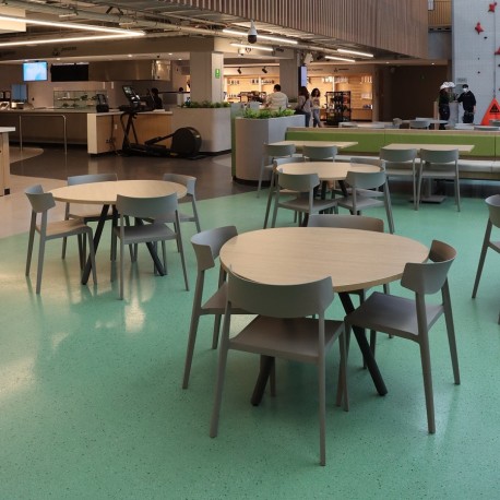 Mesa Huevo de 1x1 metro