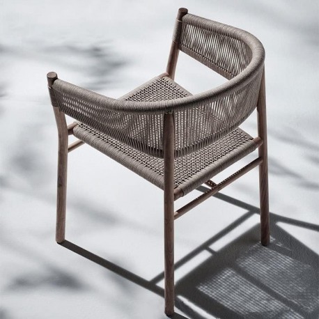 Silla Lucas Teka